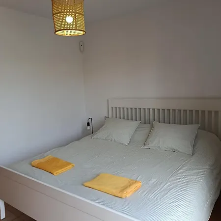 Babel House * לאחארס